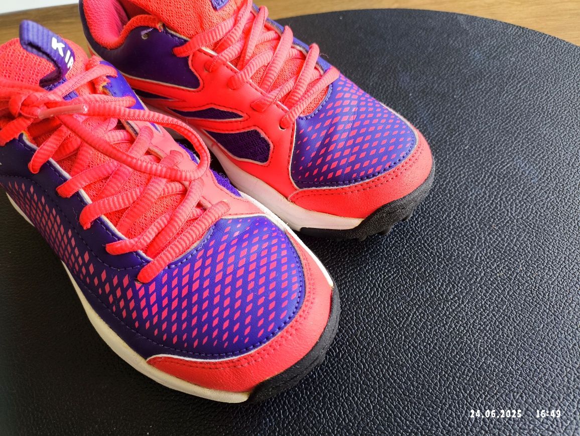 Buty do Hokeja na Trawie Dziecięce Kipsta Korok FH-100 20 cm  r. 32