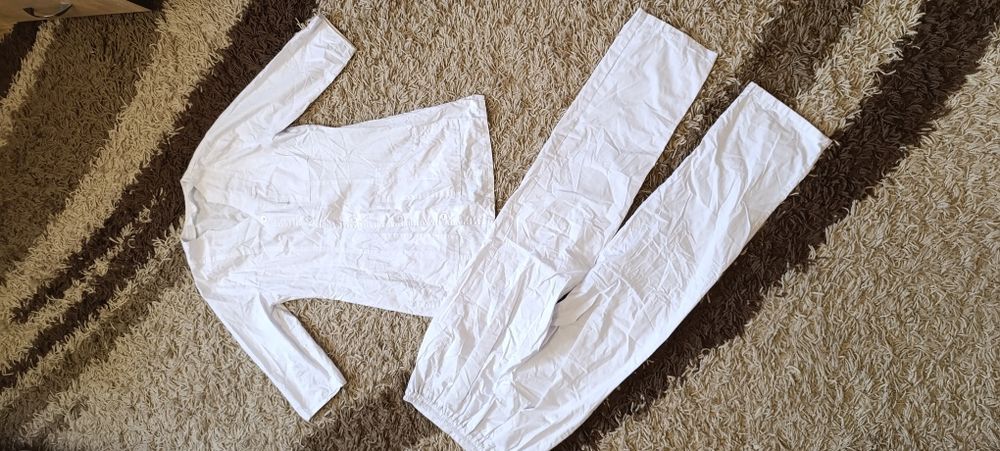 Медичний костюм .