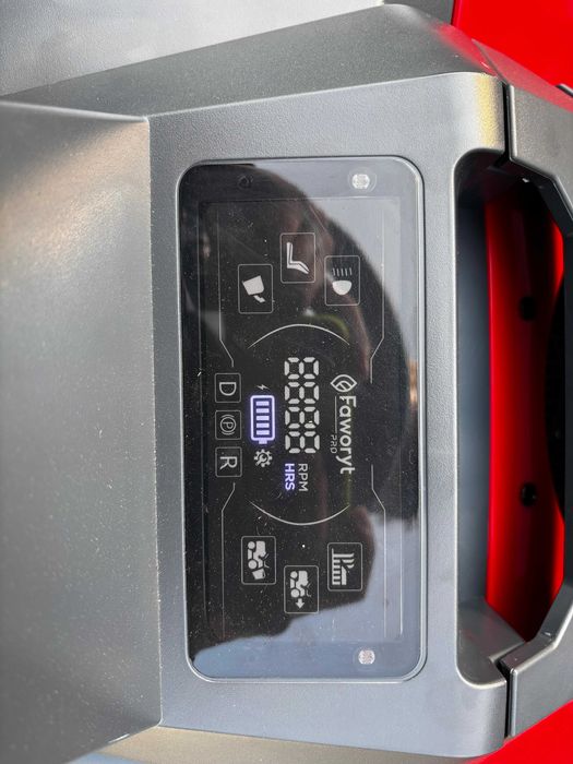 Traktorek Ogrodowy Traktor Kosiarka do trawy zkoszem 18KM Nowy FAWORYT