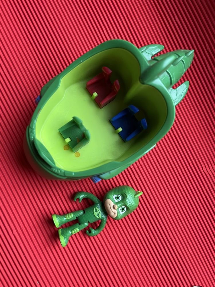 PJ Masks Pojazd Geko z figurką Geko