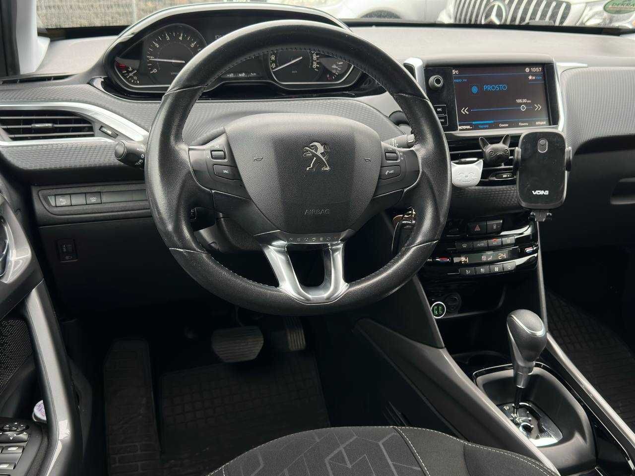 Авто Peugeot 2008 2017