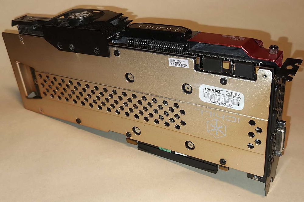 Відеокарта INNO3D GeForce GTX 1070 iChill HerculeZ X4 8GB GDDR5