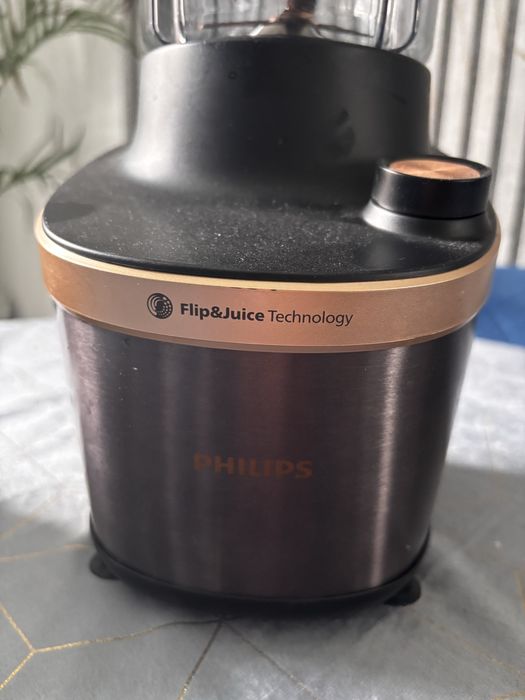 Blender kielichowy Phillips HR 3770/10 2l