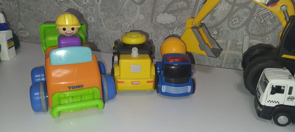 Машинки саt та інші