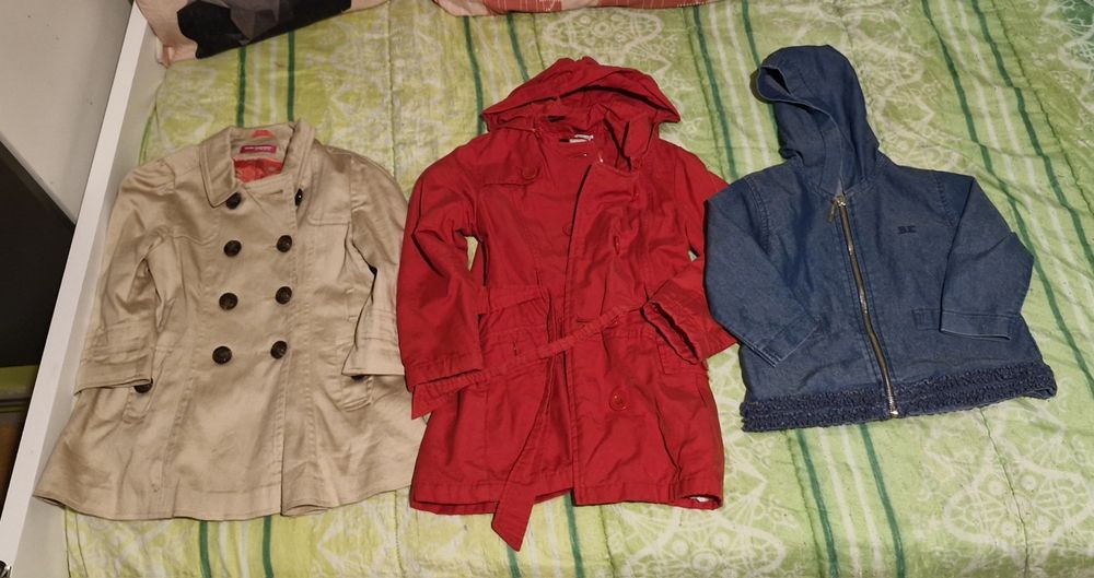 Varias roupinhas menina