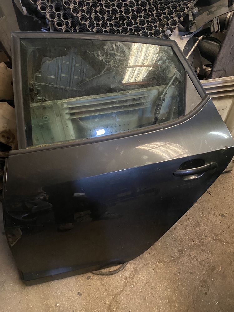 Seat ibiza 6J 1.6 tdi (peças)