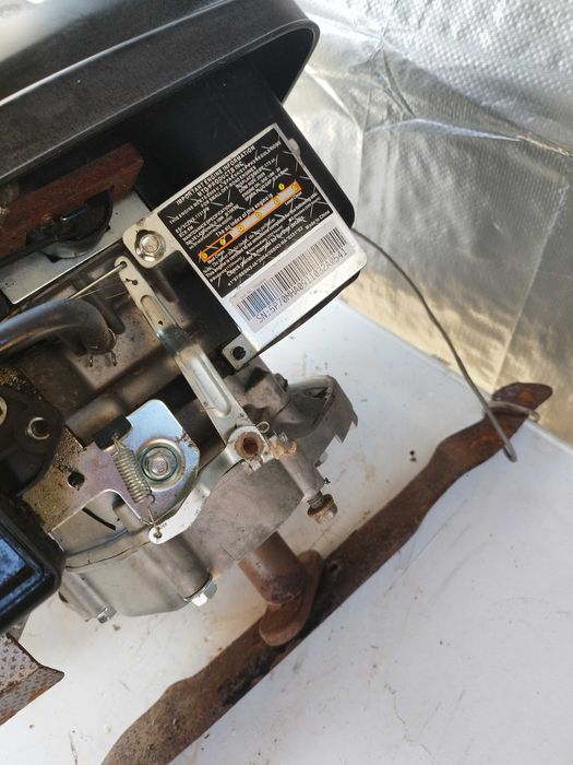 12, Silnik do kosiarki Fleurelle 53RH-OHV 5,5 km