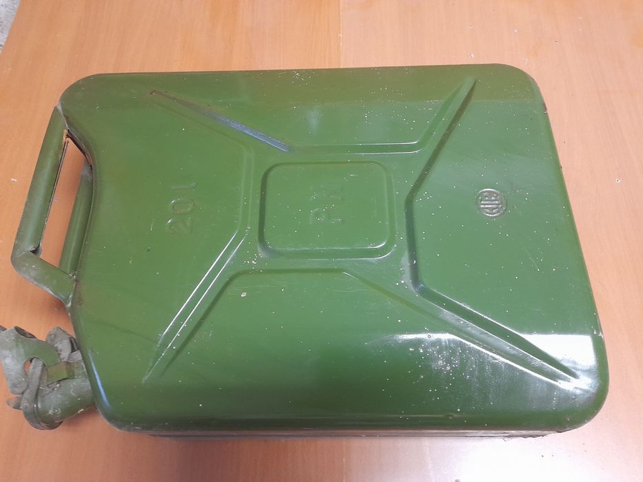 Karnister metalowy 20l