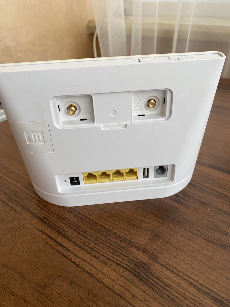 Wi-fi роутер на сім карту HUAWEI , b593s-22