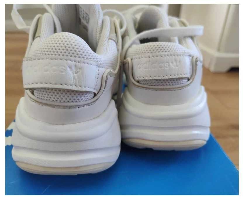 białe buty sportowe adidas magmur adiprene originals runner 38