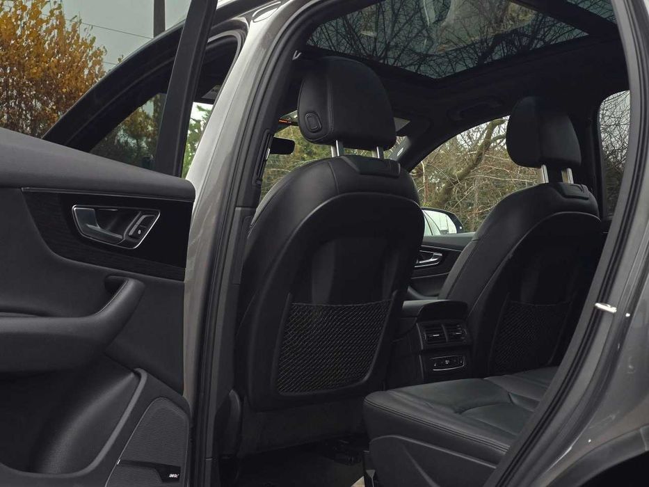 Продам  Audi Q7 2016. Можна в розстрочку, під викуп.