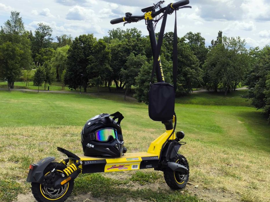 Hulajnoga  elektryczna  1.5 roku gwarancji dodatki