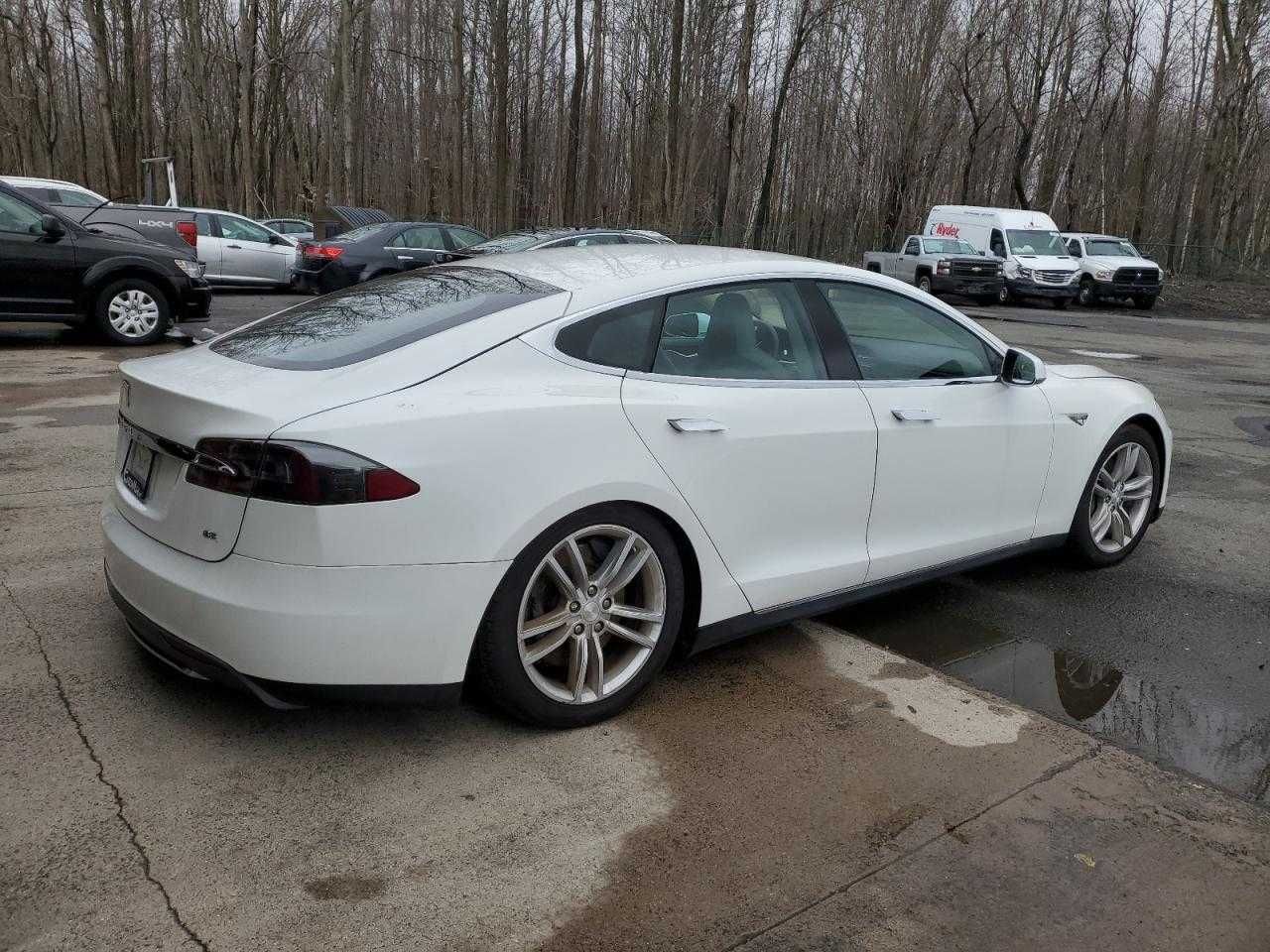 2013 Tesla Model S