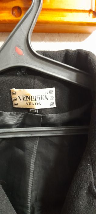 Осіннє весняне чорне класичне пальто хs жіноче