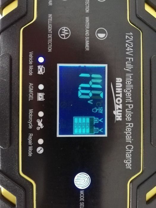 Carregador Estabilizador Baterias Inteligente 12v / 24v - 8A