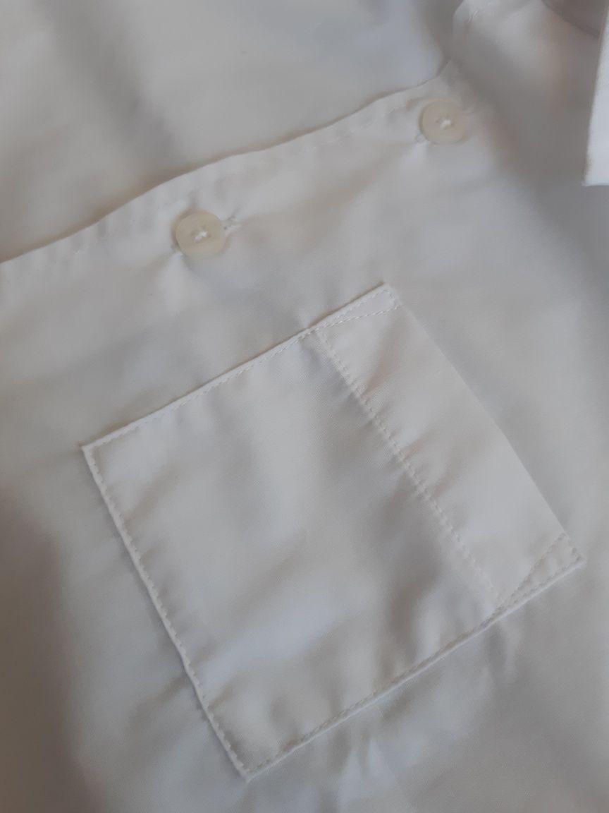 Koszula r.110 4-5lat NOWA elegancka krótki rękaw,śnieżnobiała koszulka