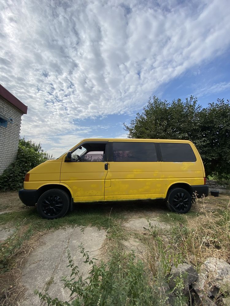Volkswagen Transporter t4.