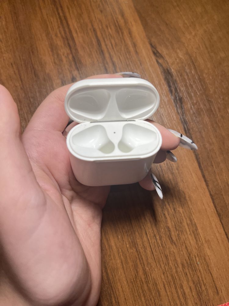 Air Pods 2-generation