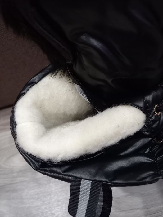 FUN. Зимові чоботи жіночі. 37 - 37.5.