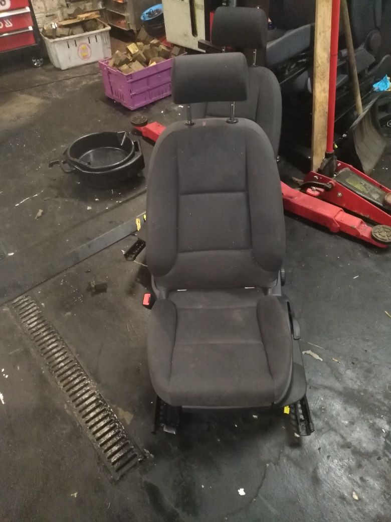 A3 8p spoortback fotel przedni kierowcy