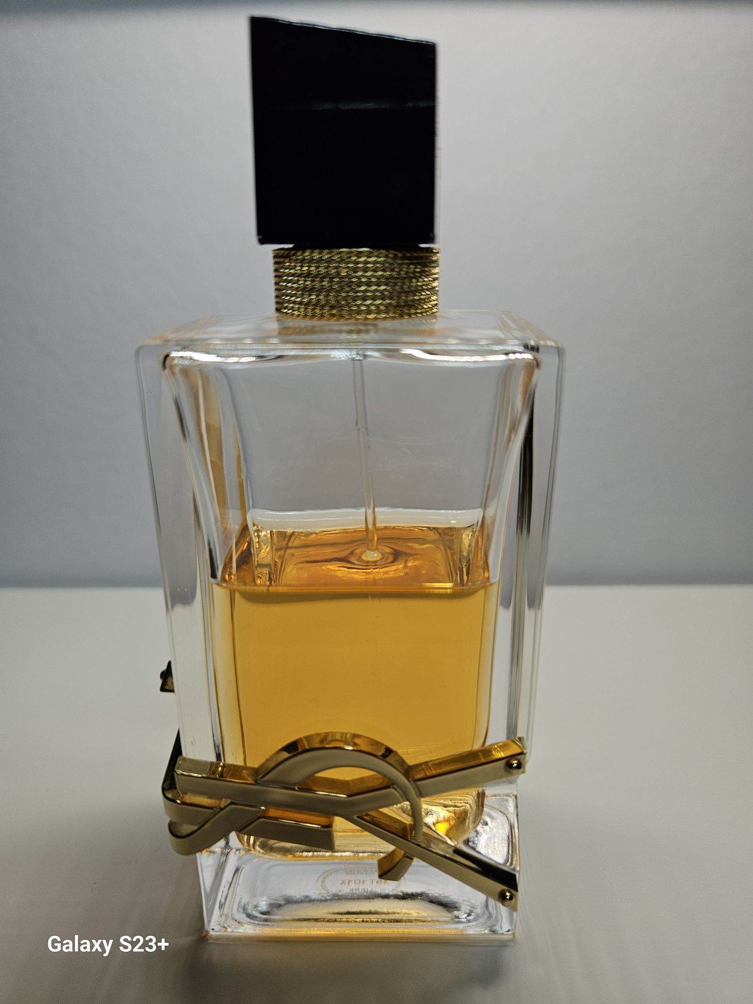 Perfumy LIBRE Yves Saint Laurent 90ml. Zostało 50-60ml