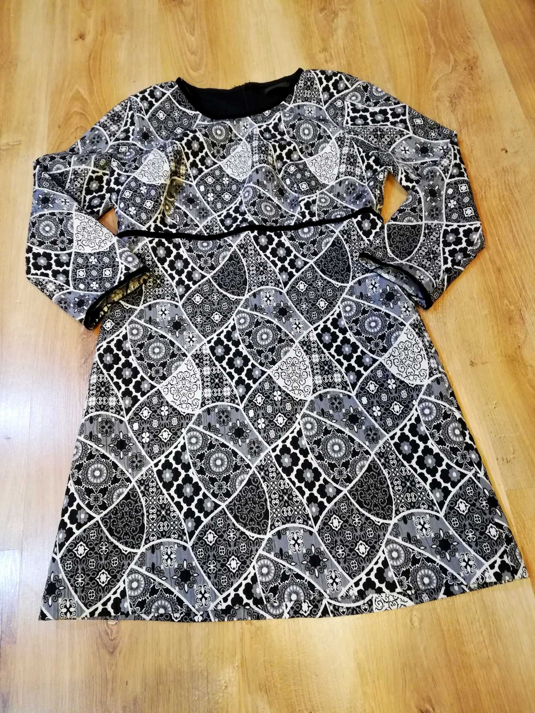 Sukienka firmy ZARA rozmiar 38