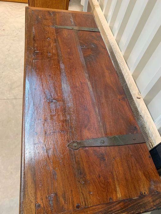 Kolonialna komoda akacja azjatycka ciemny brąz. Możliwość dostawy.