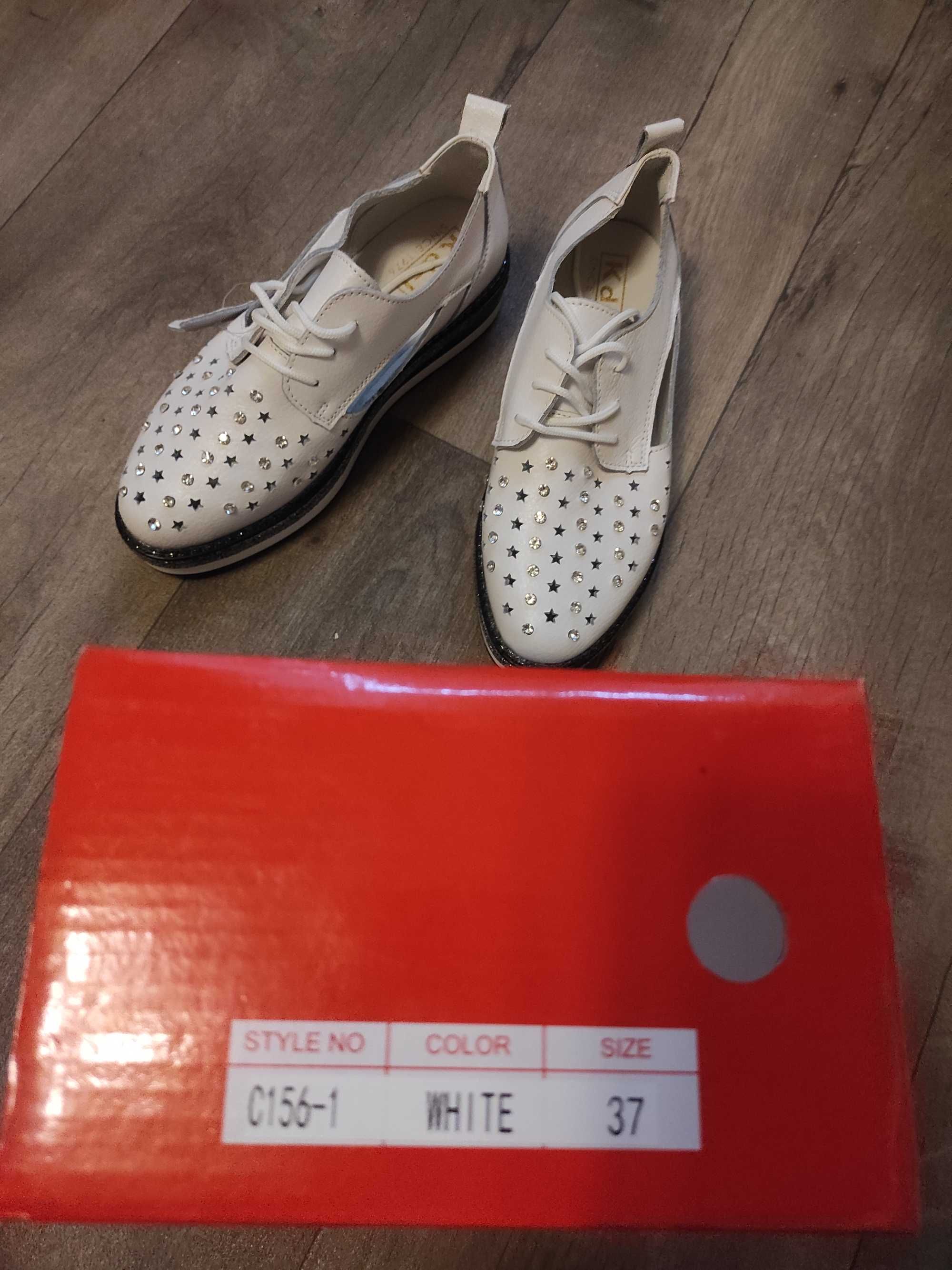 Продам летние туфли