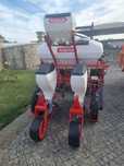 Semeador pneumatico de milho com adubador e micro - Semi Novo