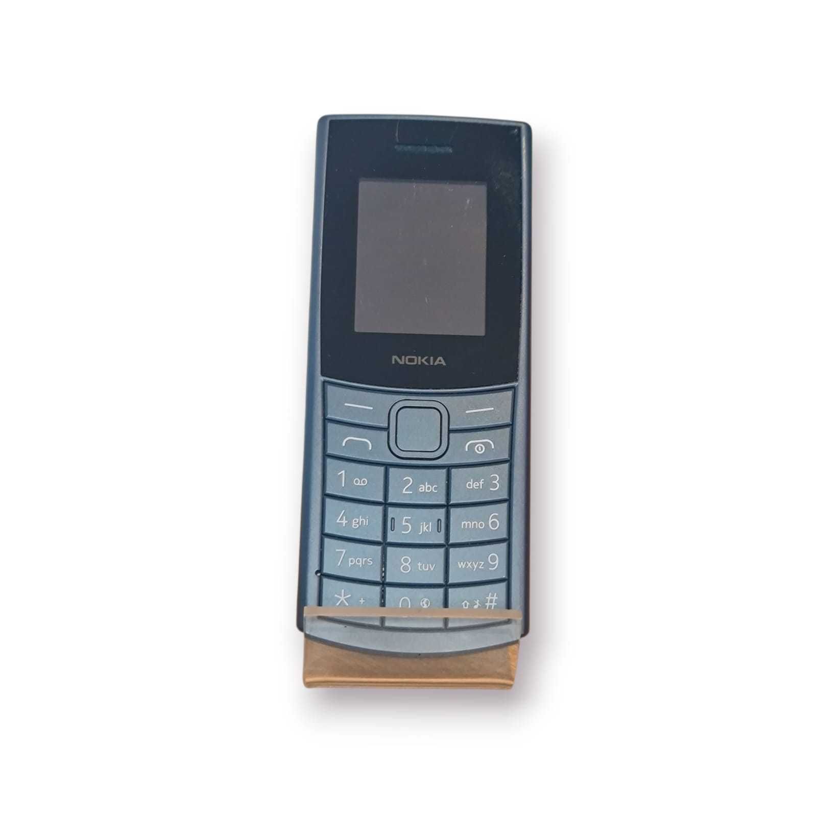 Telemóvel Nokia 110 4G com caixa e carregador