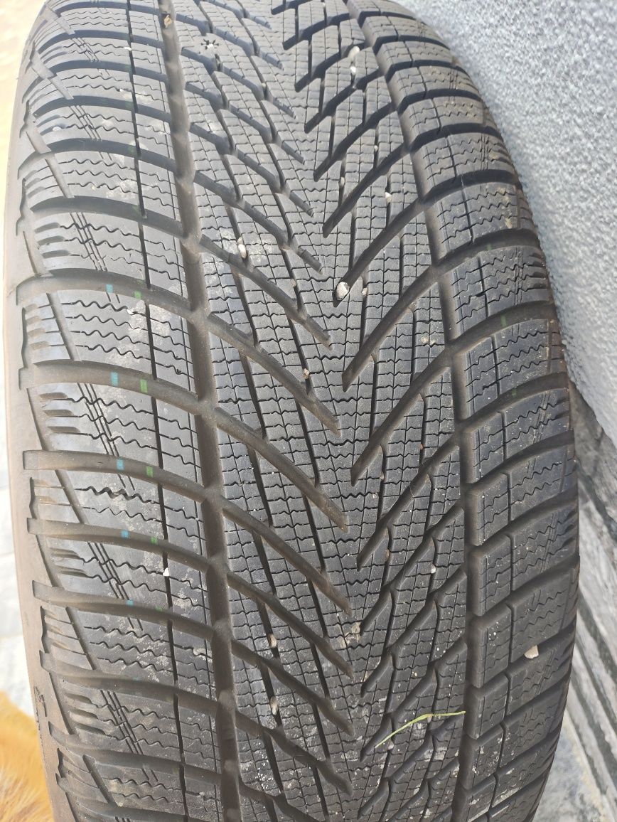 Koła felgi opony zimowe 18 Toyota C-HR TPMS komplet do przekładk