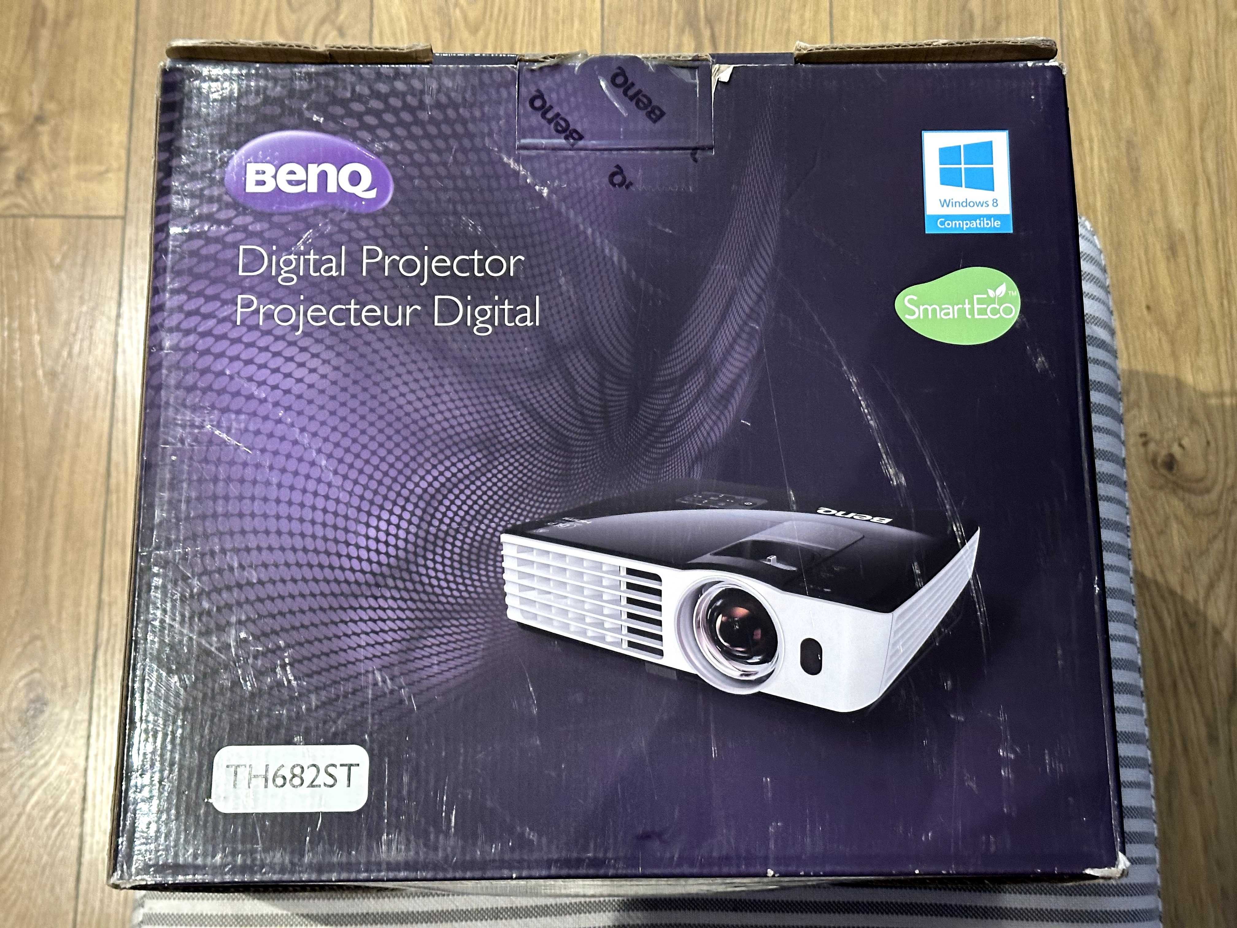 Projektor BenQ TH682ST stan bardzo dobry