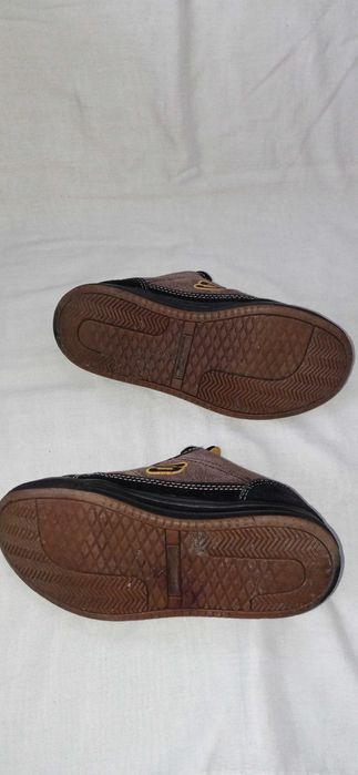 Кеди шкіряні, замшеві