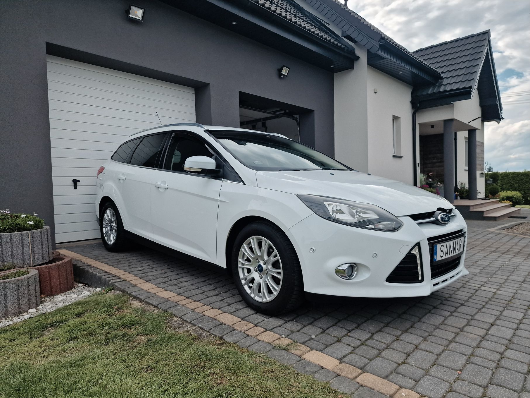 Ford Focus Mk3 1.6 TI-VCT Titanium Bezwypadkowy Opłacony bogate wyposażenie