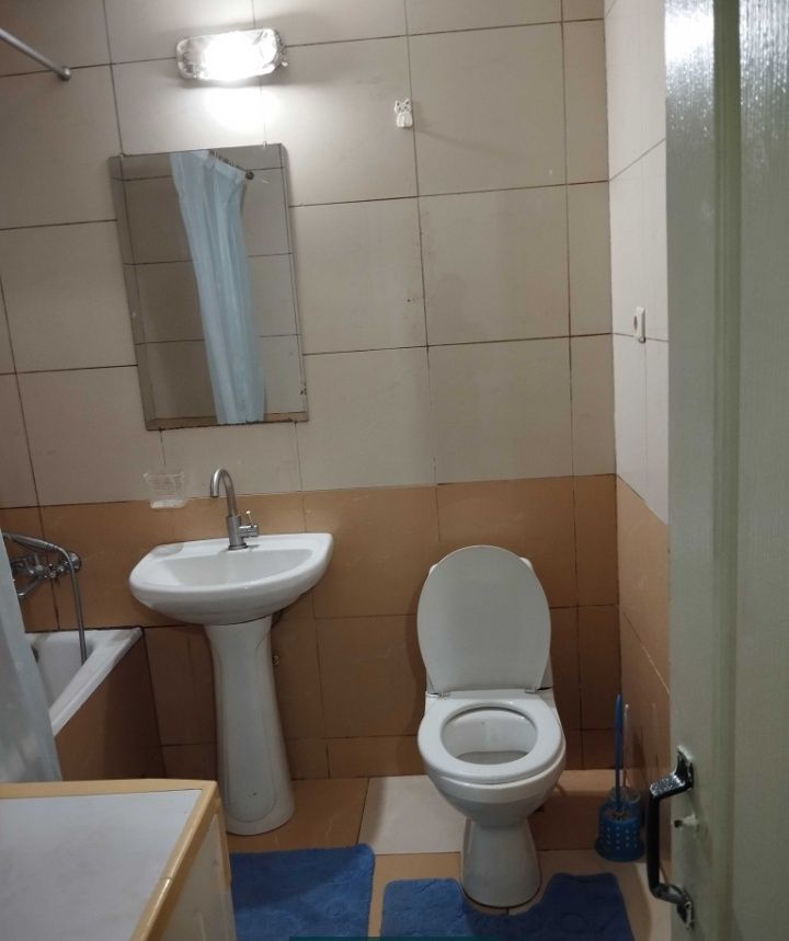 Здам 2к кв поруч з центром на Бугаївській