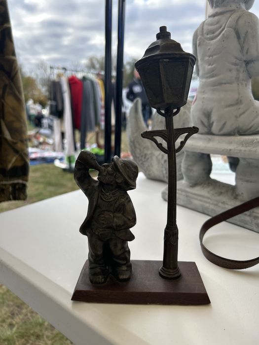 Pijaczek pod latarnią