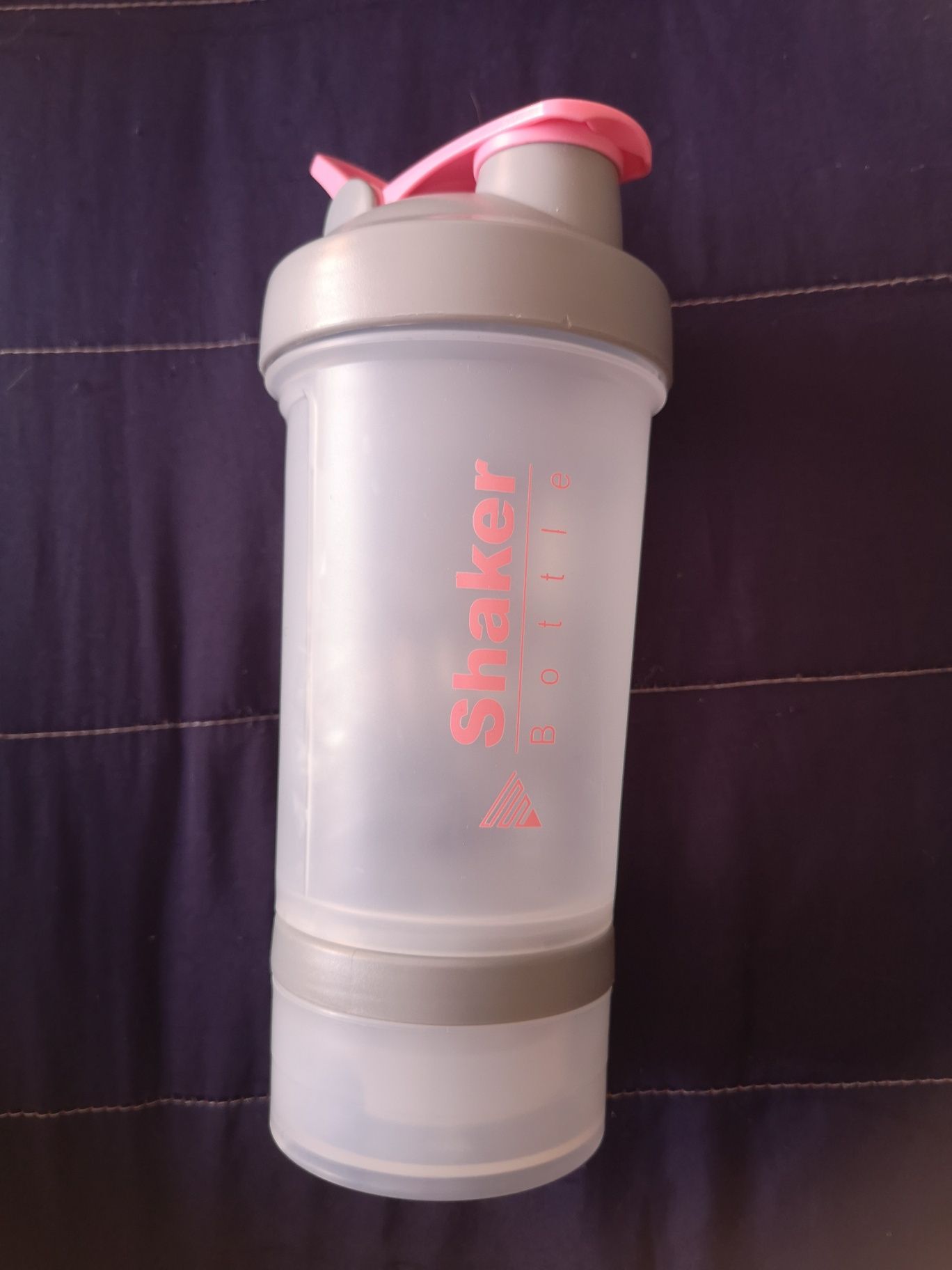 Garrafa shaker nova