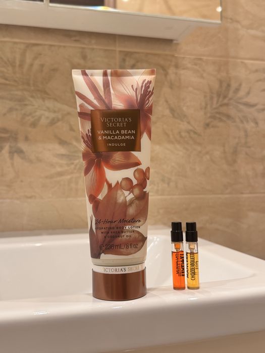 Vanilla Bean & Macadamia Victoria's Secret вікторія сікрет лосьйон