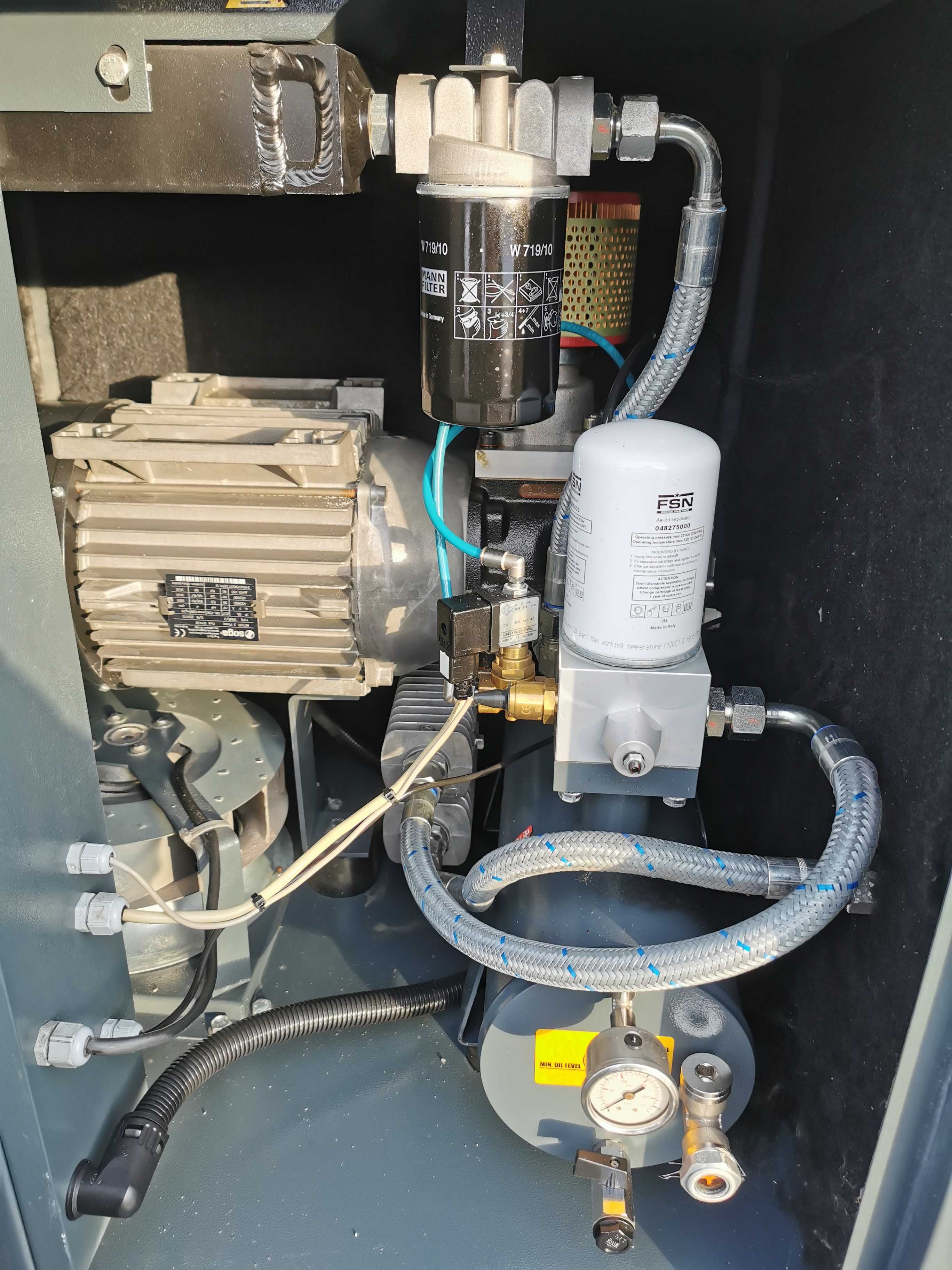 Sprężarka śrubowa 5.5kw FINI K-MID 7 kompresor śrubowy 700L/min 10 BAR