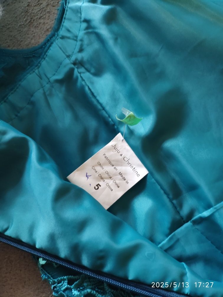 Vestido de cerimónia, cor verde esmeralda