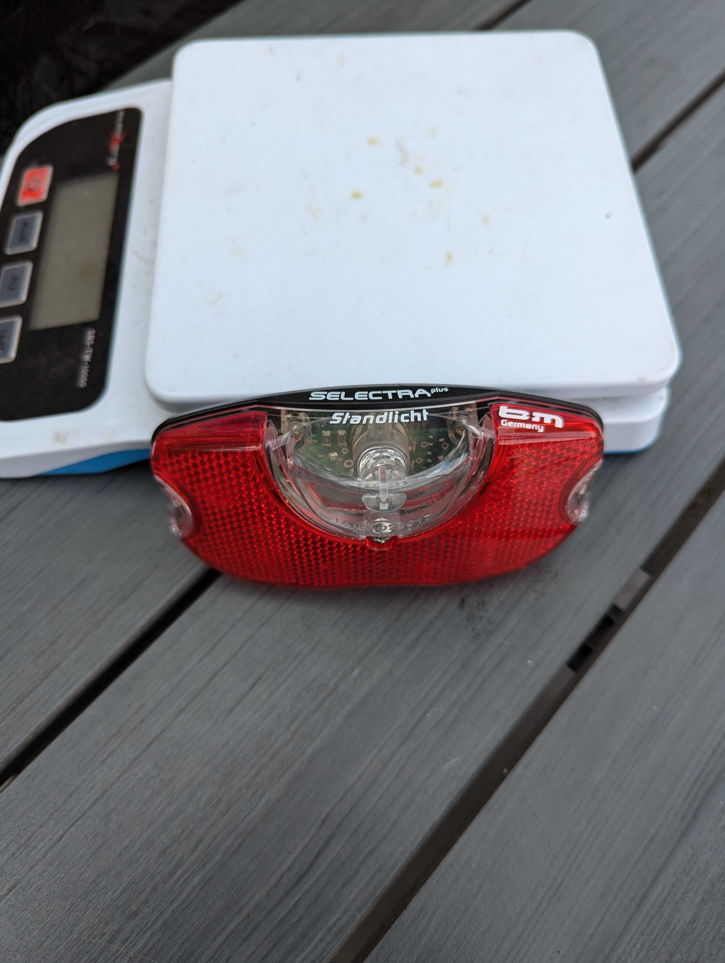 Busch+Muller Selectra plus 50/80mm lampa tylna