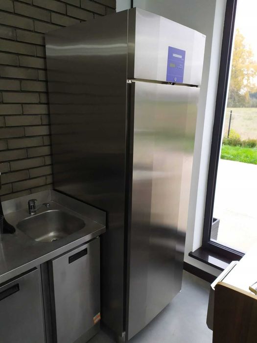 Zamrażarka piekarnicza Liebherr BGPv 6570 z prowadnicami na 60x40