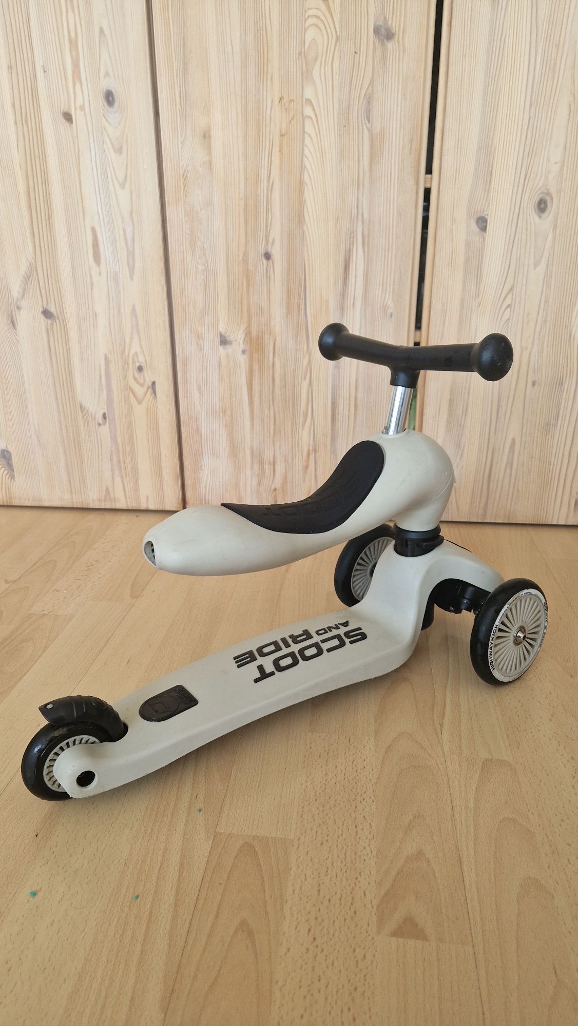 Hulajnoga 2 w 1 rowerek bigowy plus kask scoot and ride