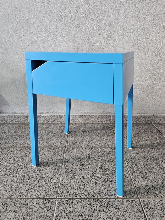 Mesa cabeceira metalica IKEA