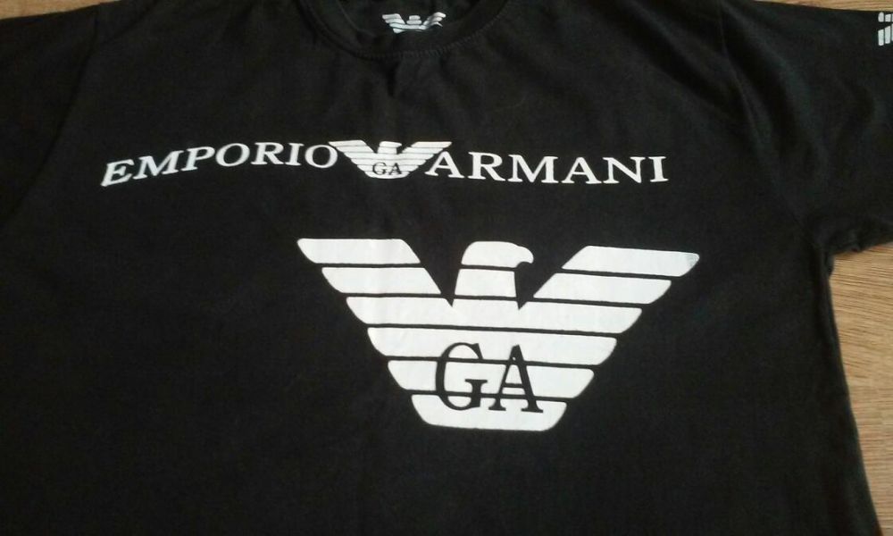 Bluzka EMPORIO ARMANI w kolorze czarnym !!!