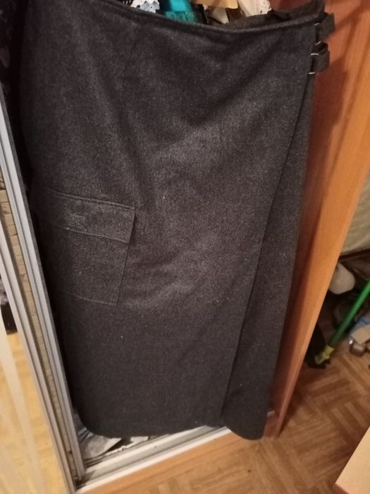 Юбка 50 р.  шерсть ламы 70% бренд Biaggini  длина миди 90см