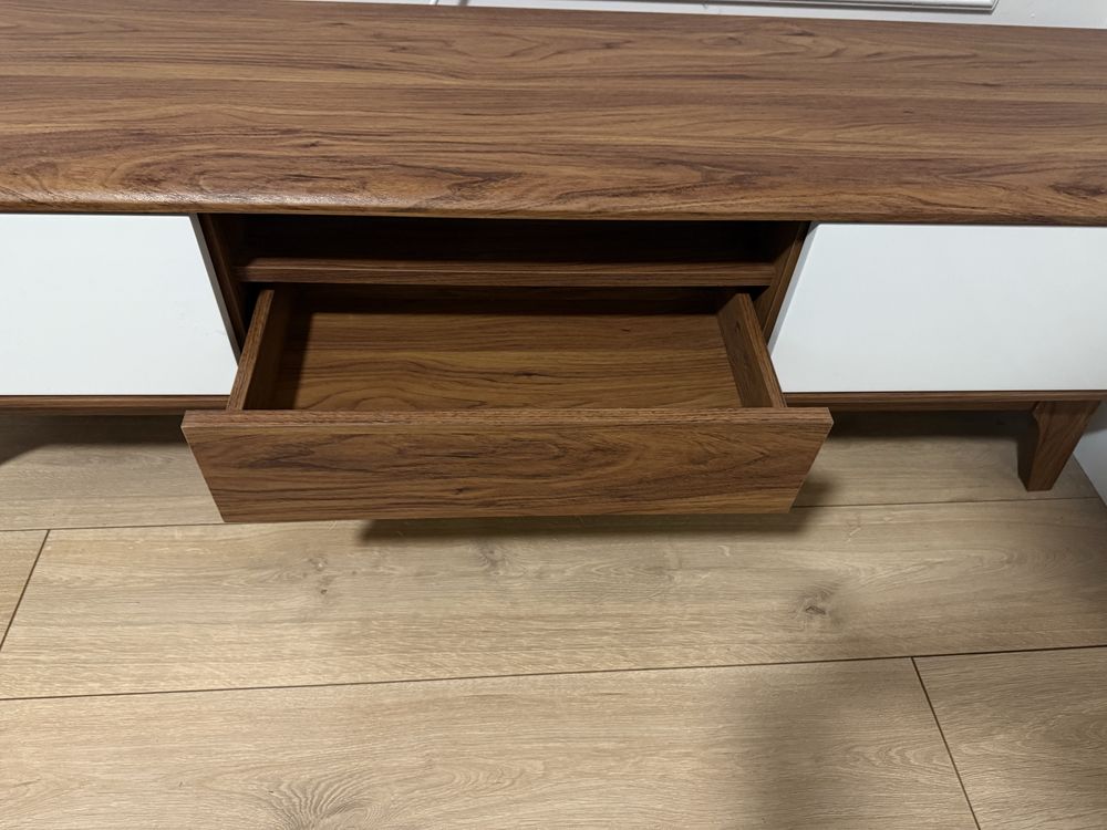 Szafka RTV do TV max 70”