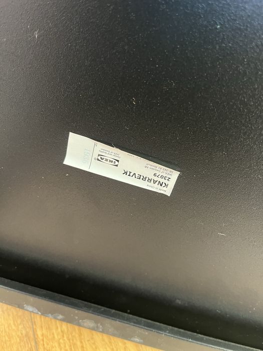 Mesinha preta de ferro para jardim Ikea