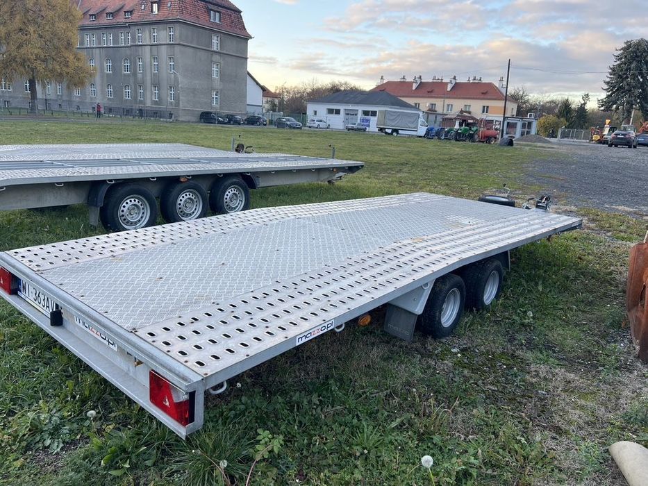 Niewiadów BR2  do przewozu samochody minikoparki itp ład-2.590-3osie DMC-3500