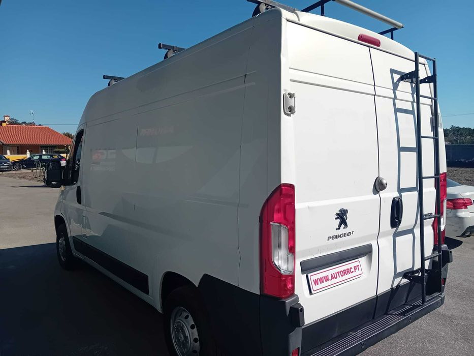 Peugeot Boxer 2.0 hdi 3 L tecto alto c/IVA ( avaria mecânica )